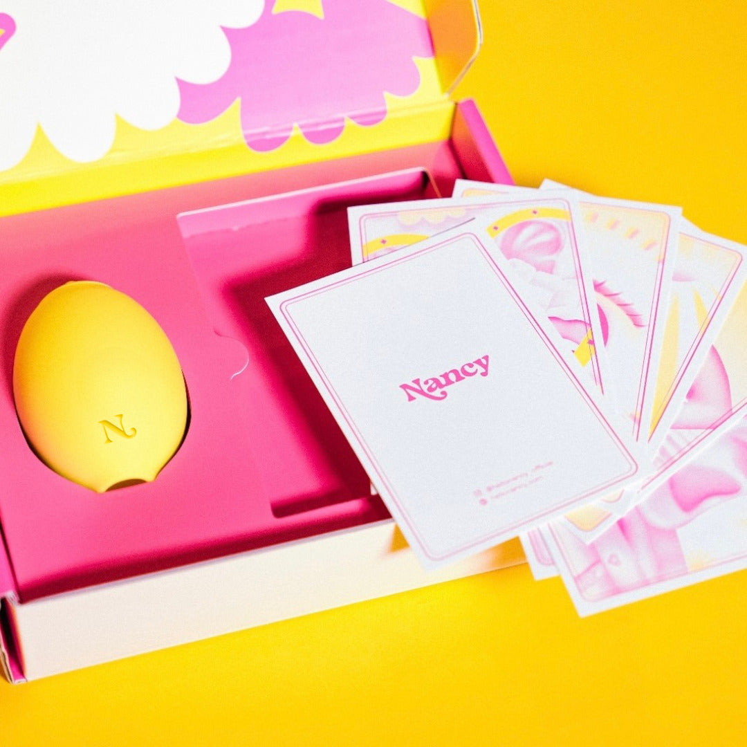 Lem vibrator — with pouch
